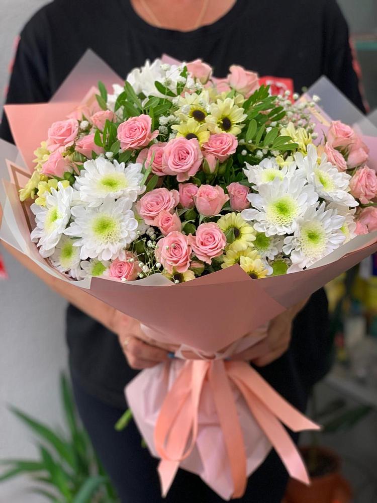 Букет цветов из: Розы и Хризантемы в Алейске Алтайский край