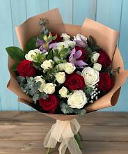 Букет цветов из:  Розы и Альстромерии #REPLACE_PRED# Алейске Алтайский край