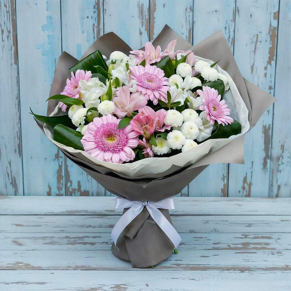 Букет цветов из: Герберы, Альстромерии и Хризантемы в Алейске Алтайский край