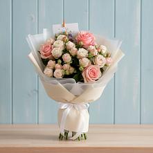 Букет цветов из:  Розы в Алейске Алтайский край